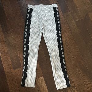 Joyfolie Mia Joy White and Black Lace Trim Leggings